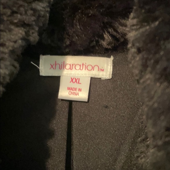 Xhilaration - Picture 3 of 5